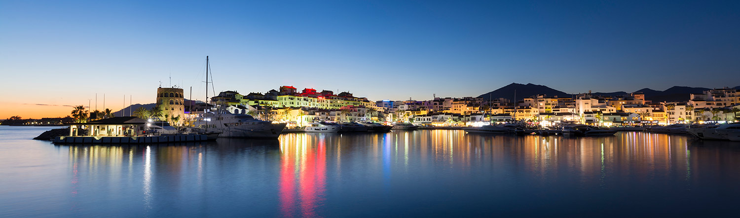 Puerto Blanca by night